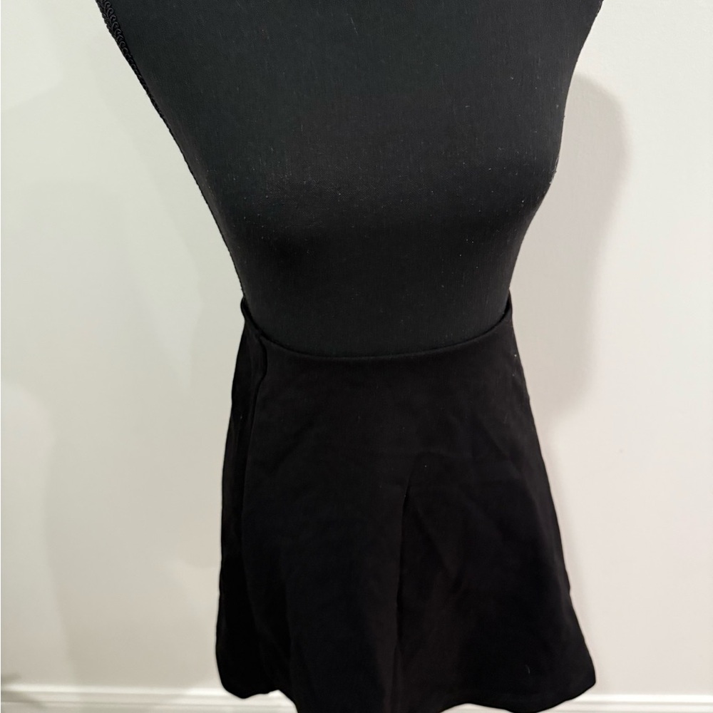 H&M Classic Black Skater Skirt